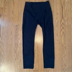 Lululemon Women’s Navy Blue High Waisted Leggings Size 6